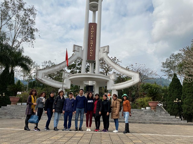 Đoàn thực tế thăm Nghĩa trang Liệt sỹ Vị Xuyên - Tỉnh Hà Giang